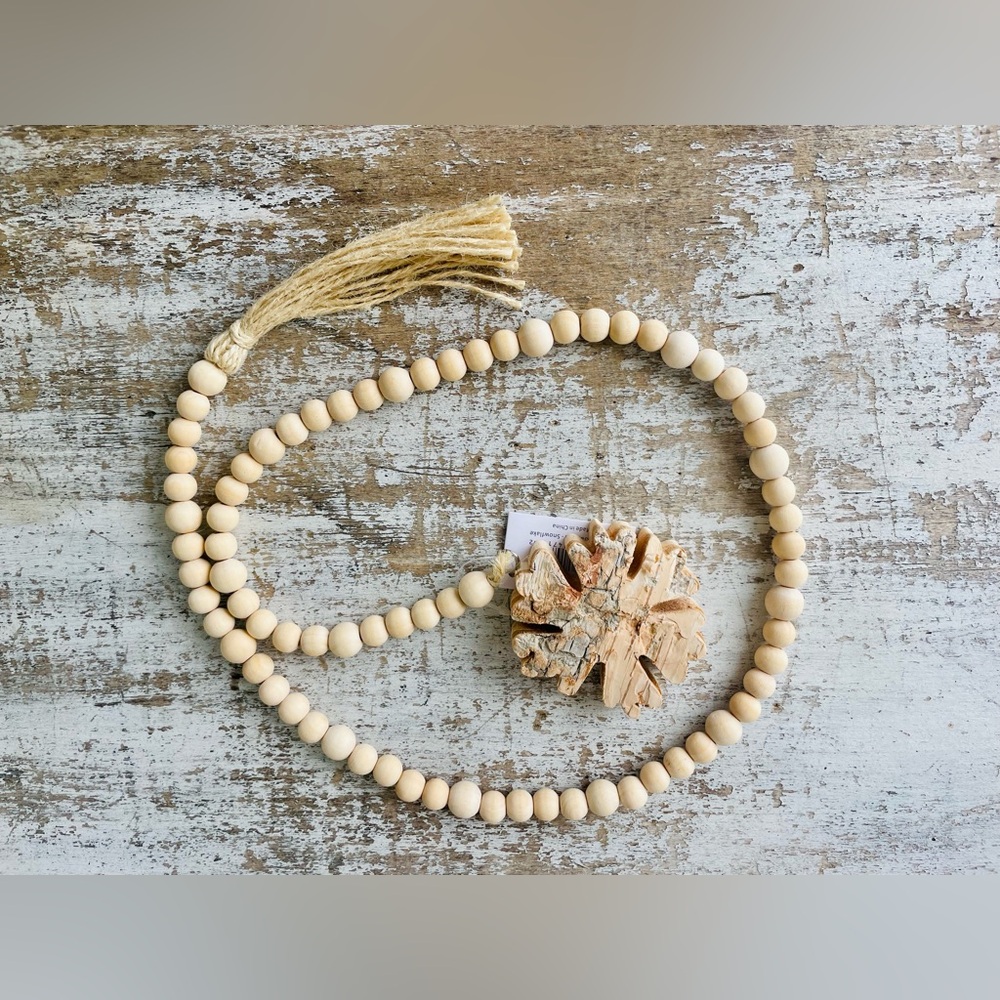 Snowflake Beaded Garland